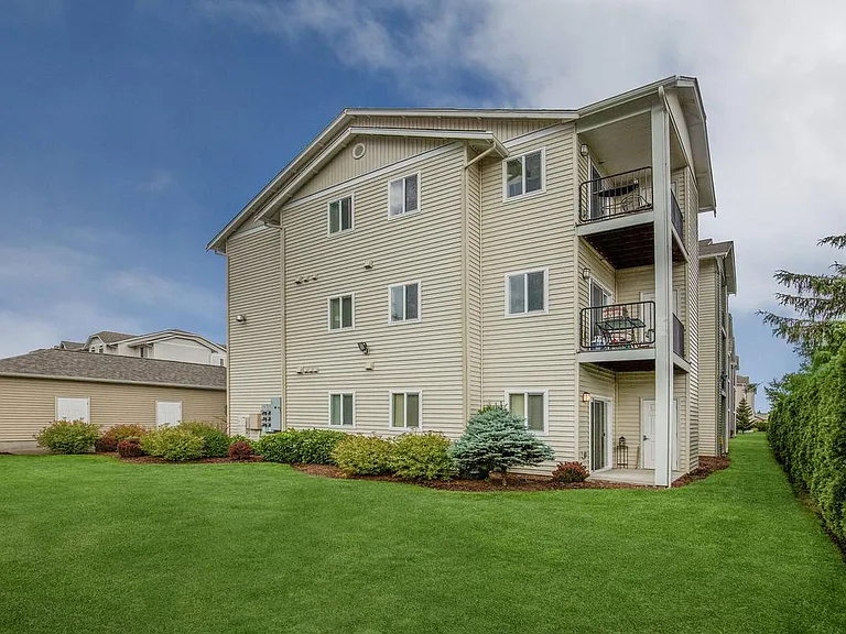 Hearthstone Apartments