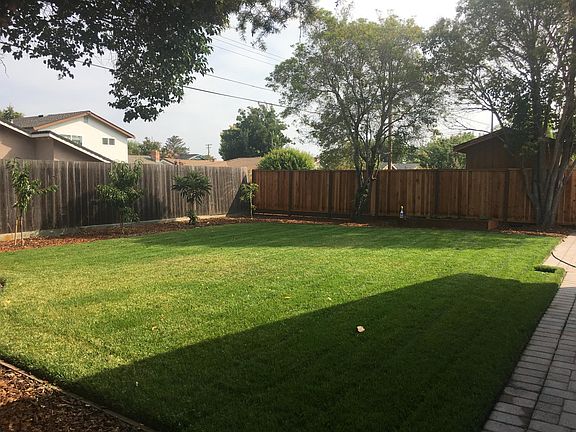3rd image of 3129 Barkley Ave
