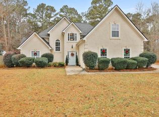 35 Mossy Holw, Newnan, GA 30265