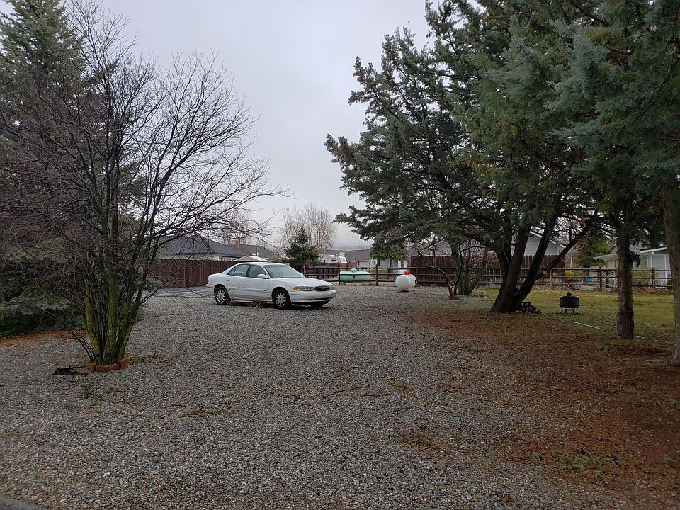 2nd image of 18380 Sulky Ln