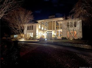 26-2 Cove Rd, Lyme, CT 06371