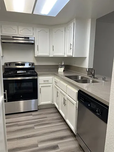 380 N Catalina Ave #1 Photo 1