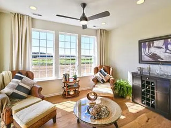 17 Prestwick Ln, Williamstown, NJ 08094