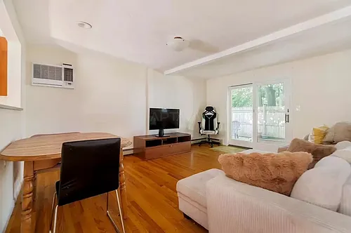 55 Waterhouse St Photo 1