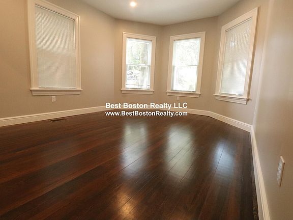 4th image of 167 Hampshire St #8A