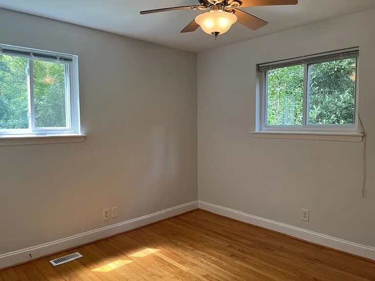 107 Sue Ann Ct #B — Photo 13