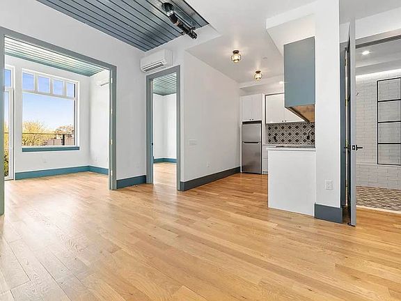 2nd image of 412 Evergreen Ave APT 4F