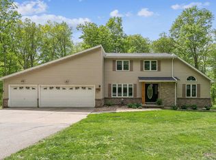 112 Castle Ln, Denver, IA 50622