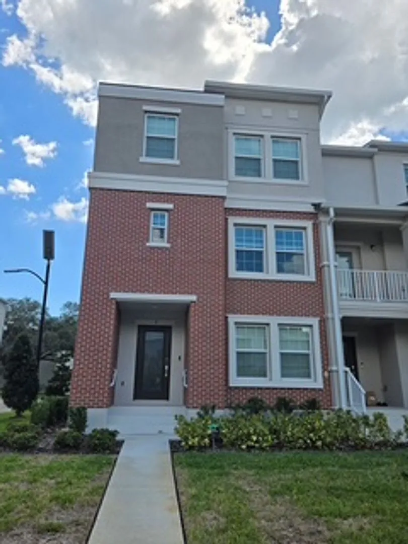 Spacious 4-Bedroom, 3.5-Bath Townhome In Tampa Built In 2025! — Photo 1