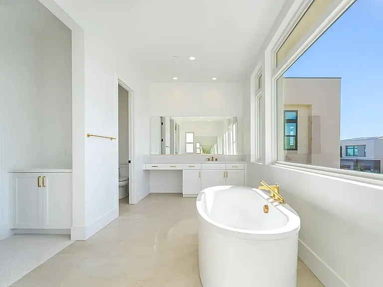 4846 Shady Ridge Dr — Photo 45