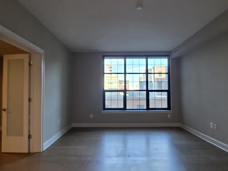 216 Arch St #411 — Photo 7