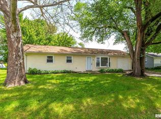 3916 15th St #C, Moline, IL 61265