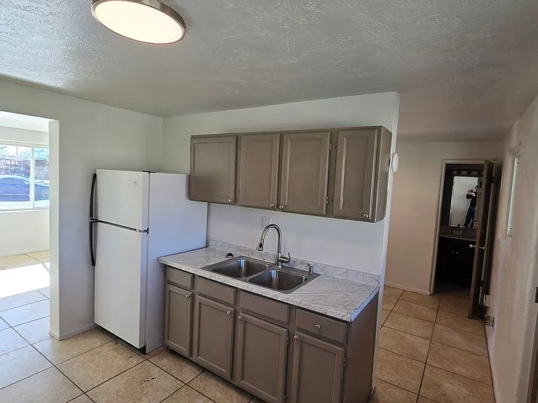 4811 Comanche Rd NE — Photo 23