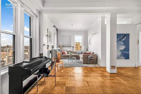 Sold by Sotheby's International Realty | media 15