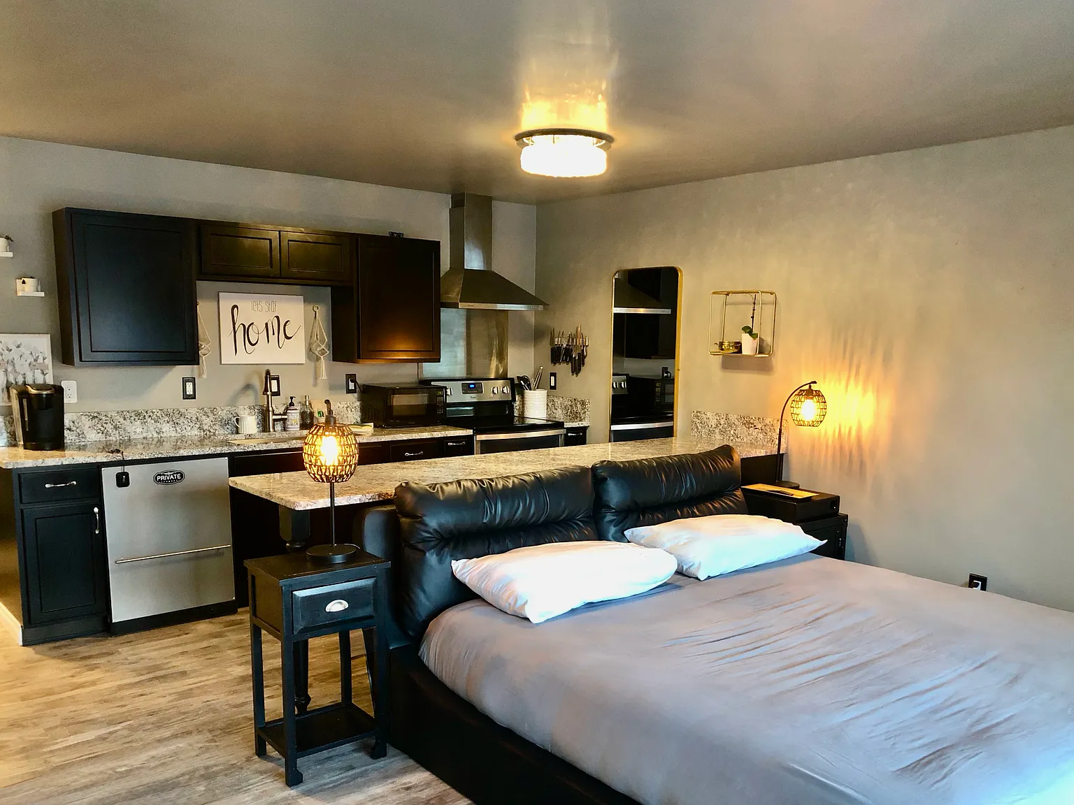 Studio, 425 sqft, $2,100 — Photo 4