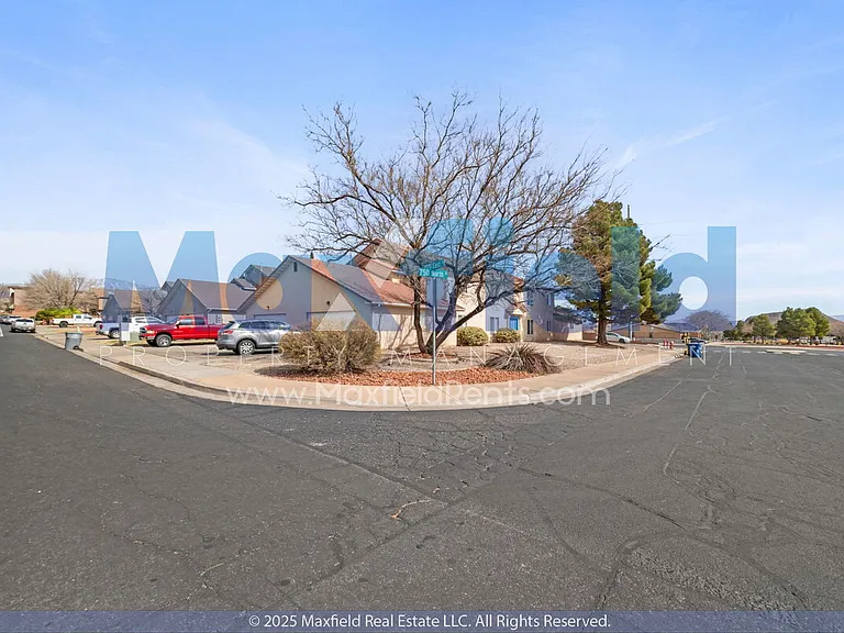2737 E 750 N #4 — Photo 17