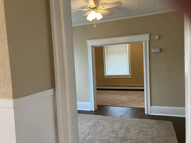 147 W Church St #B — Photo 7