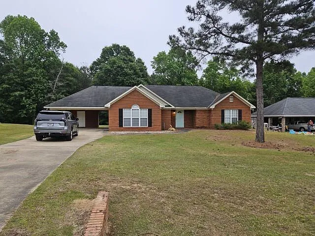 1475 Lee Road 239