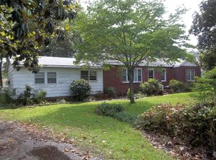 933 Dougherty Rd, Aiken, SC 29803