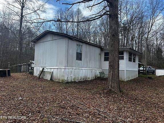 2nd image of 705 Shaddon Rd