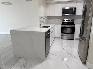 Puerta De Palmas, Coral Gables, FL 33134