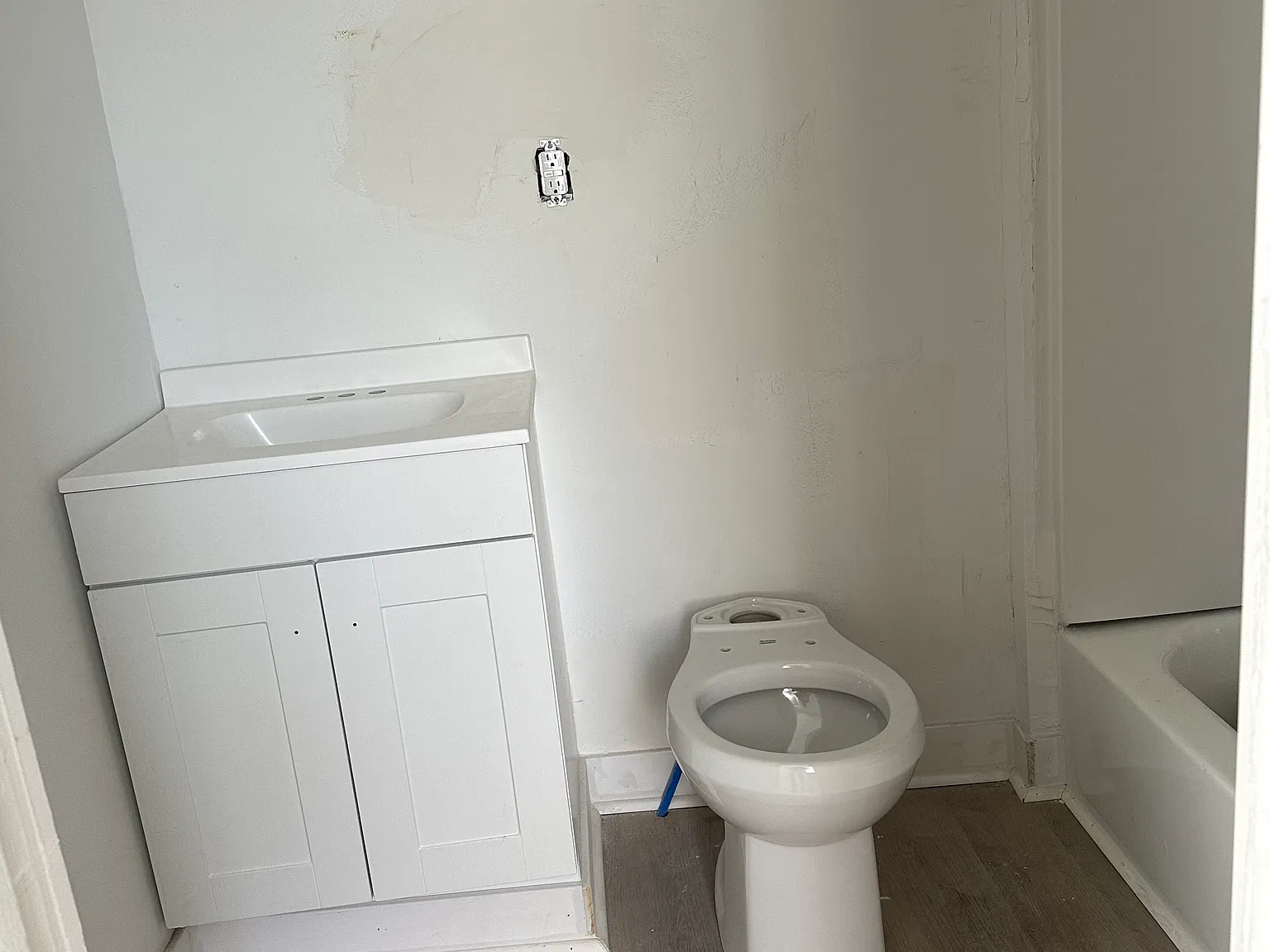 1 bed, 500 sqft, $1,050 — Photo 4