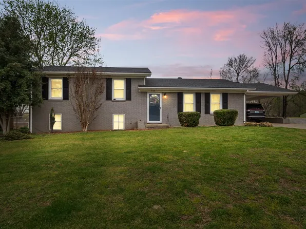525 Charles St, Central City, KY 42330