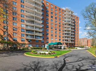 301 Beech St APT 11J, Hackensack, NJ 07601