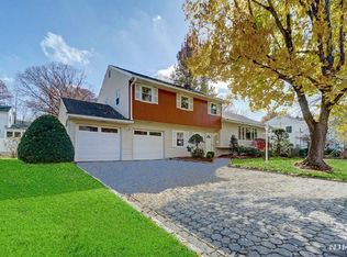 76 Churchill Rd, Cresskill, NJ 07626