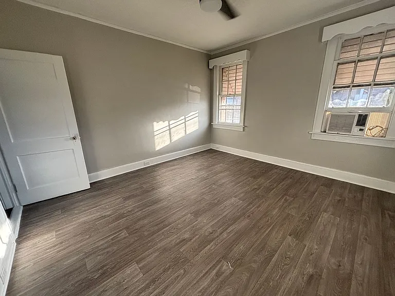 1307-1 Lorick Ave — Photo 3