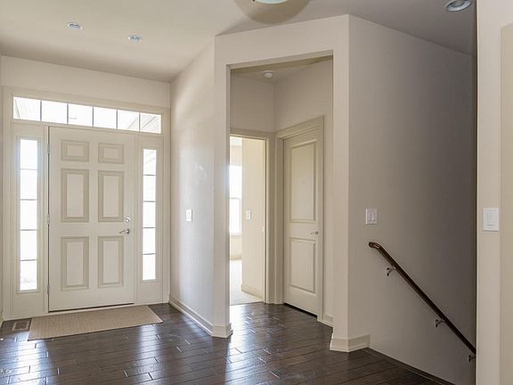 2nd image of 2395 Shady Oak Cv