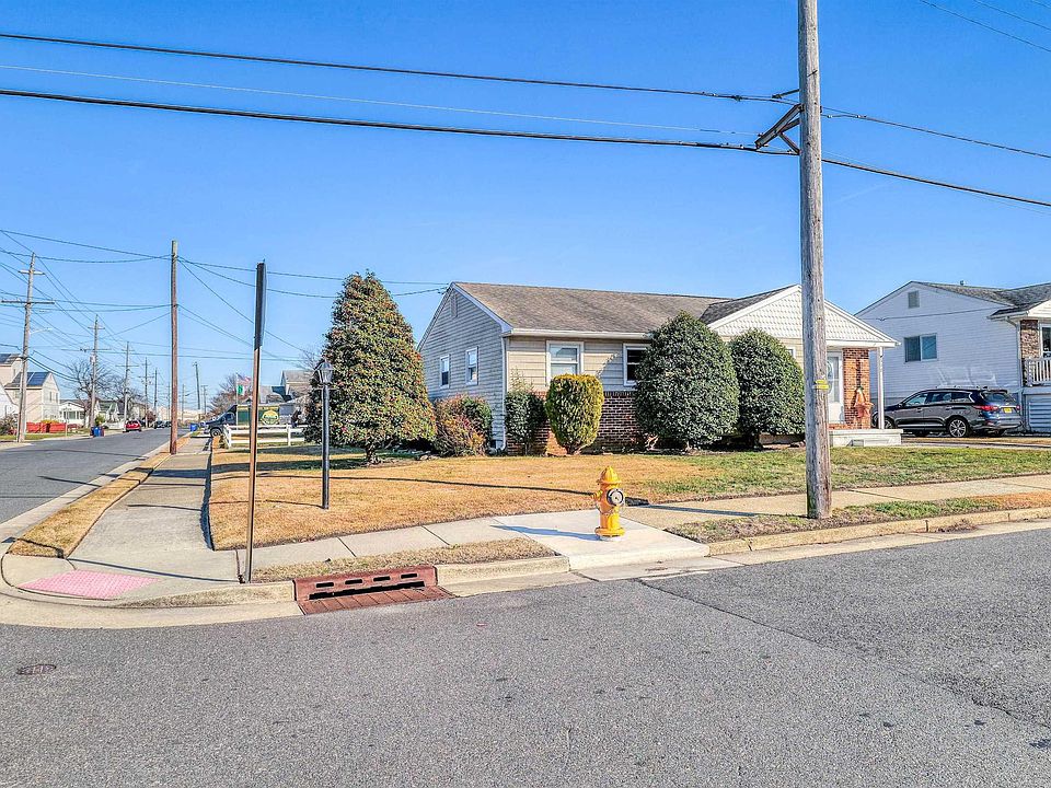 1st image of 517 N Oxford Ave
