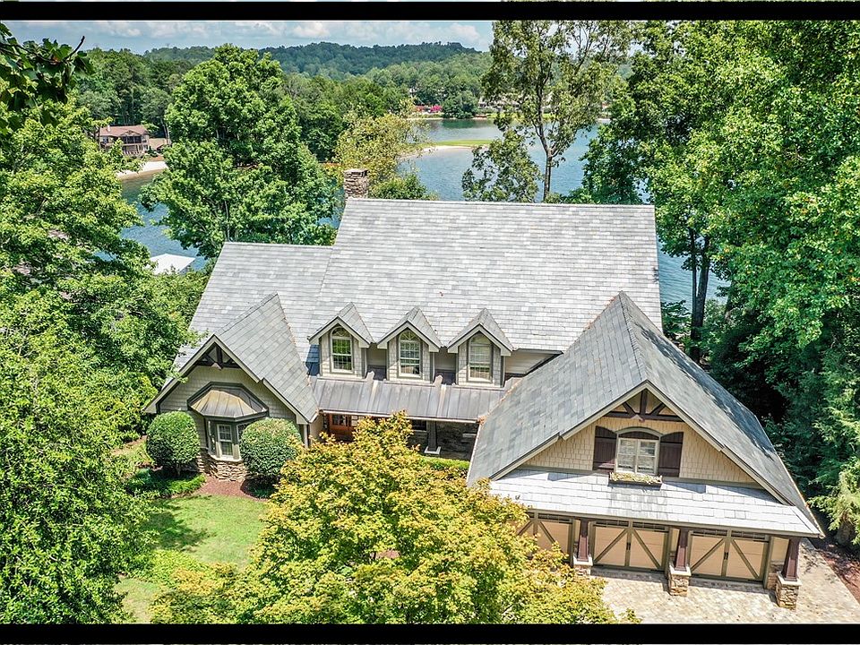 1st image of 26 Beacon Ridge Cir