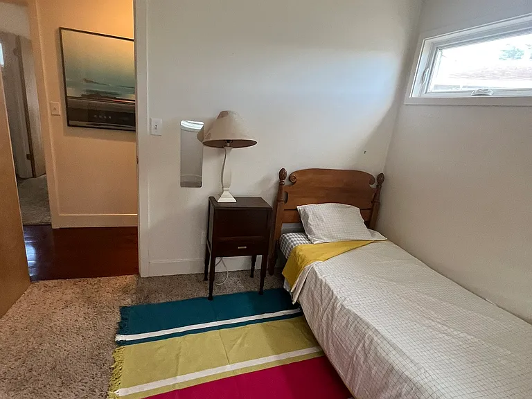 453 Ashton Ave — Photo 17