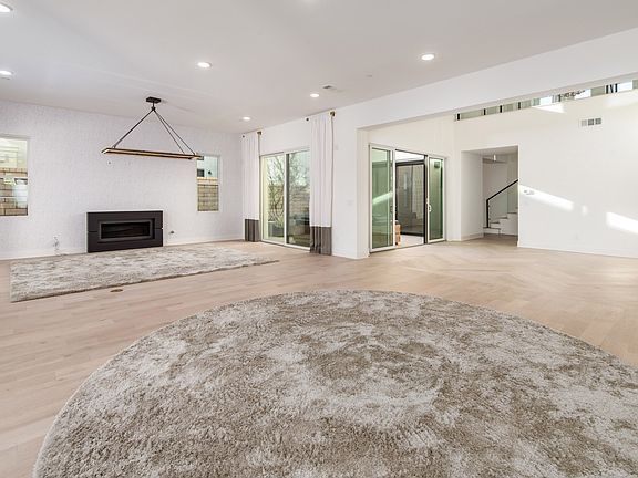3rd image of 6125 Artisan Way