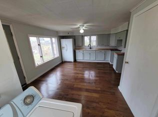 17 Saint Hedwig Ave, Dunkirk, NY 14048