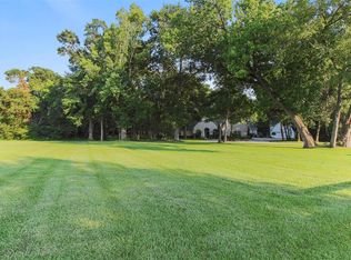 9546 Lake Conroe Dr, Conroe, TX 77304