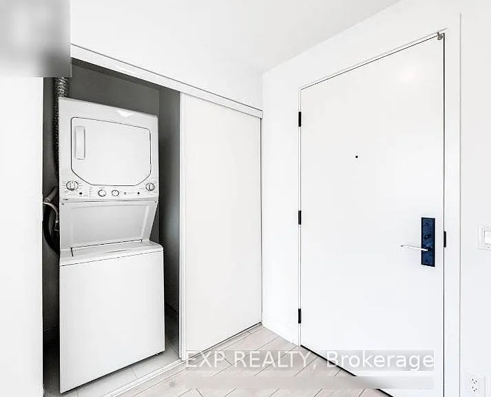 270 Dufferin St #LPH02 — Photo 14