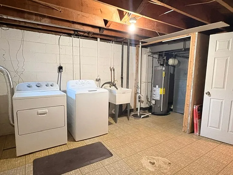 900 Neal Dr — Photo 25