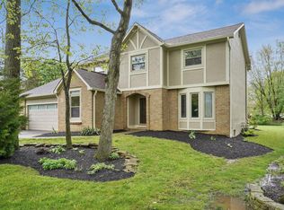 16 S Keethler Dr, Westerville, OH 43081