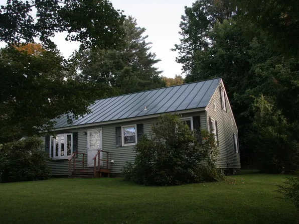 1272 Concord Avenue, St. Johnsbury, VT 05819