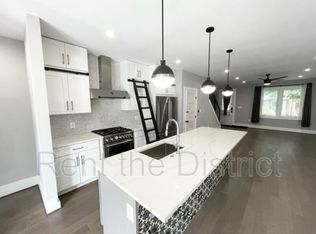 418 Hamilton St NW, Washington, DC 20011