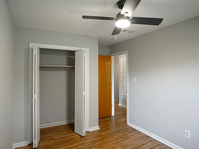 2398 Winston Way — Photo 14