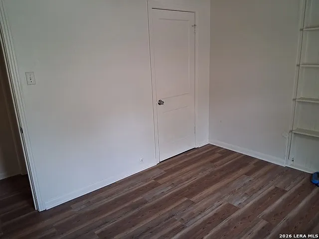 3 bed, 1.0 bath, 1428 sqft, $1,500 — Photo 2