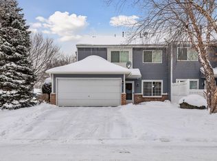 2085 Gresham Ave N, Oakdale, MN 55128