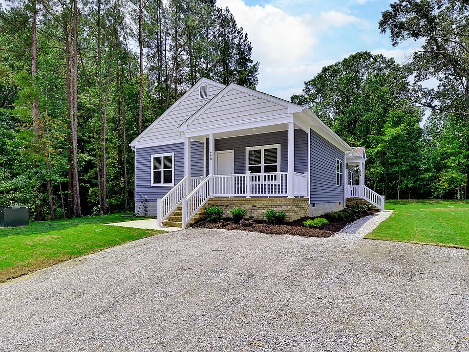 220 Curry Dr