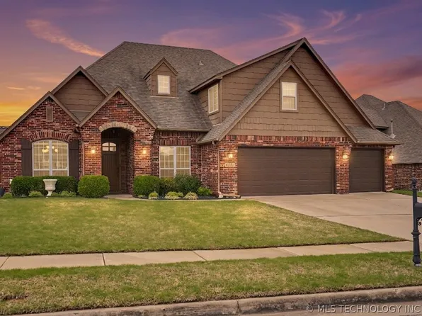 7201 E Memphis St, Broken Arrow, OK 74014