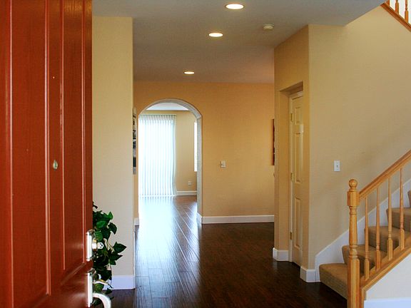 4th image of 2760 Kalamer Way