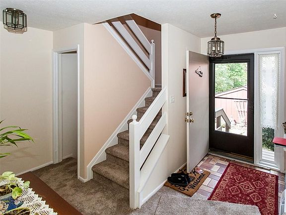 3rd image of 7467 Creekwood Dr #13C