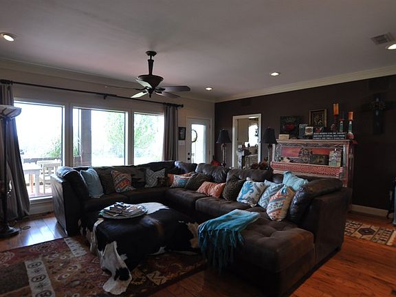 3rd image of 732 County Road 3805